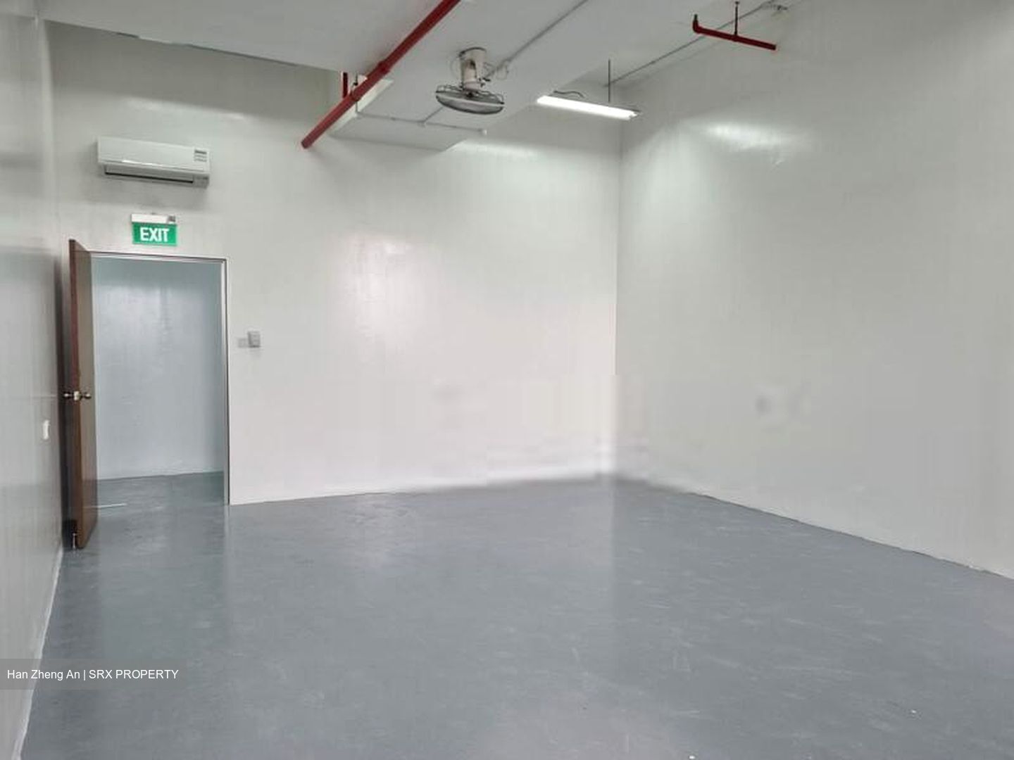 Tat Ann Building (D20), Factory #459627431